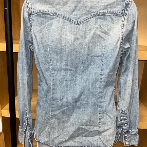 LEVIS SNAP BUTTON DENIM SHIRT SHACKET WOMENS SMALL - Picture 3 of 4